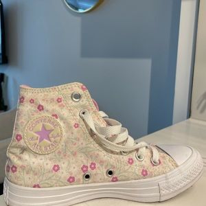 Converse size 5 floral pattern